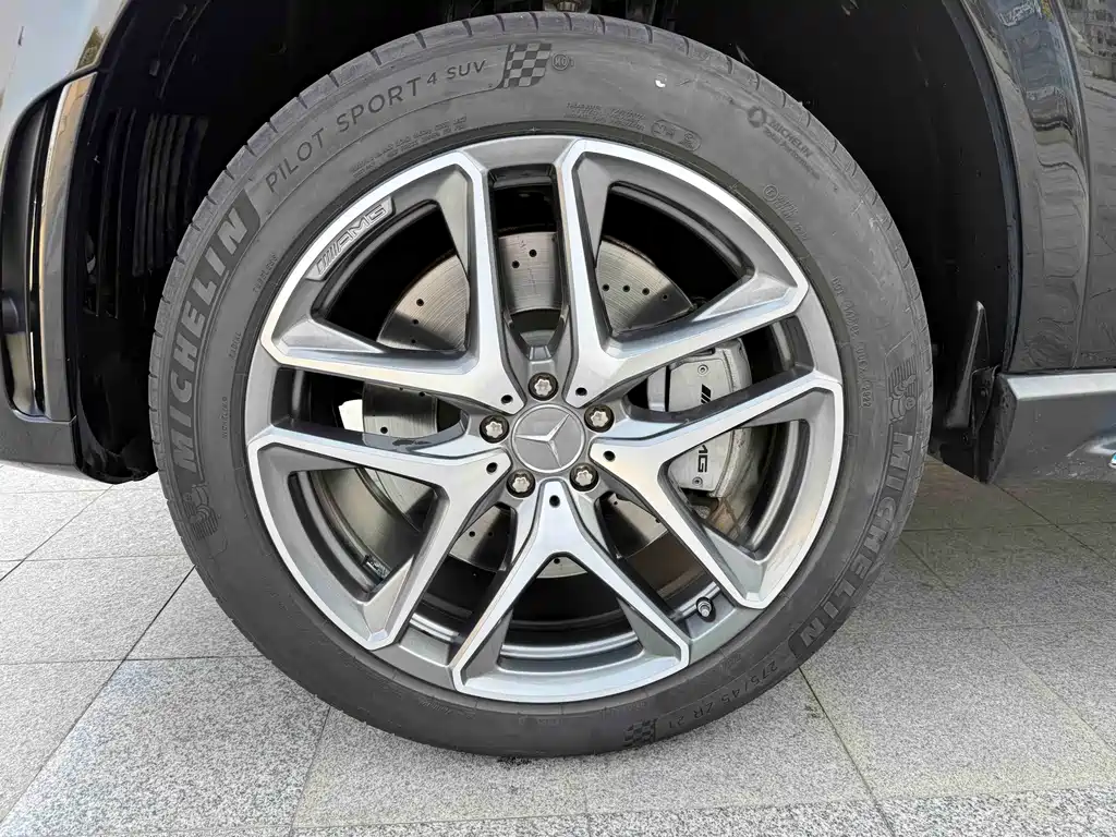 Mercedes-Benz GLE AMG 2023 — фото 6