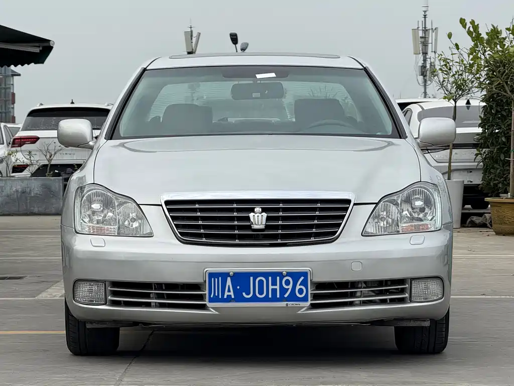 Toyota Crown 2009 — фото 2