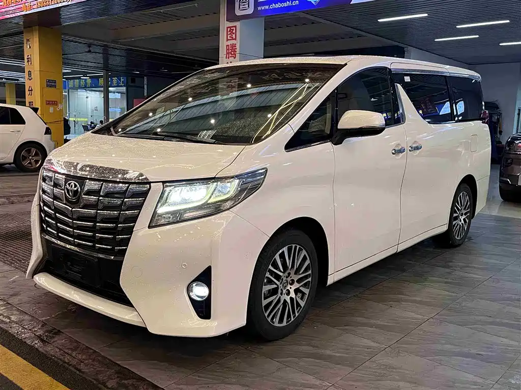 Toyota Alphard 2015 — фото 1