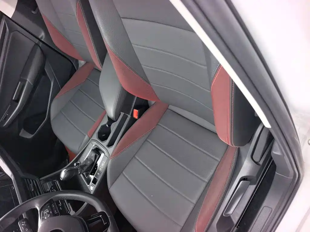 Volkswagen Lamando 2018 — фото 12