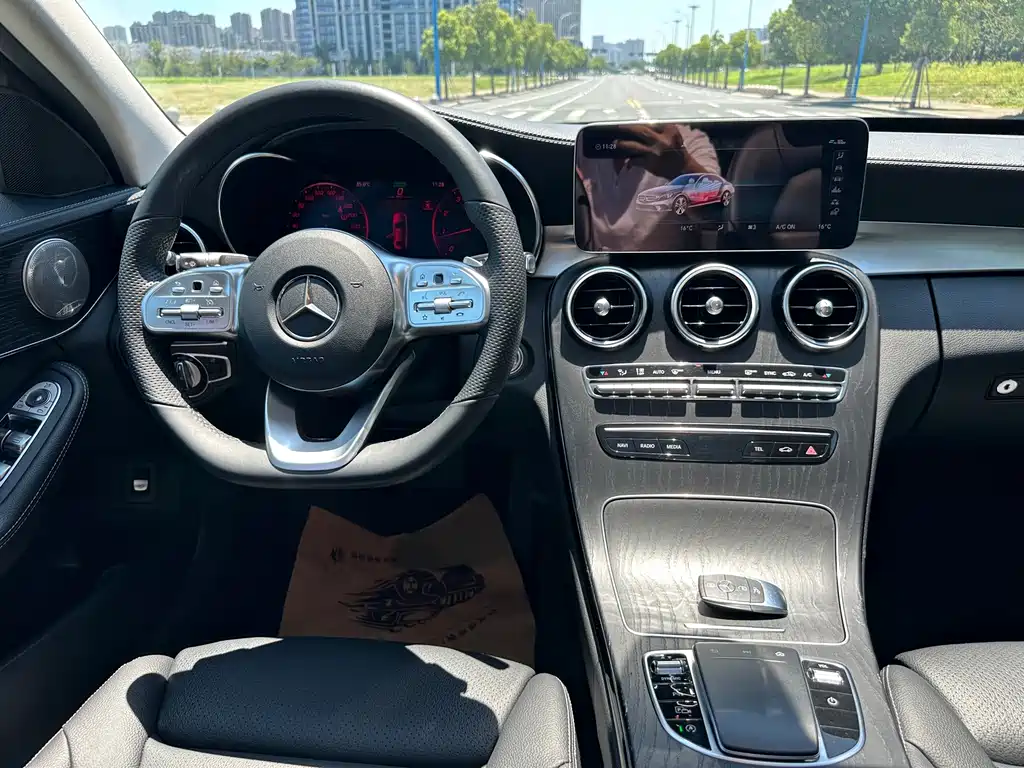 Mercedes-Benz C-Class 2021 — фото 16