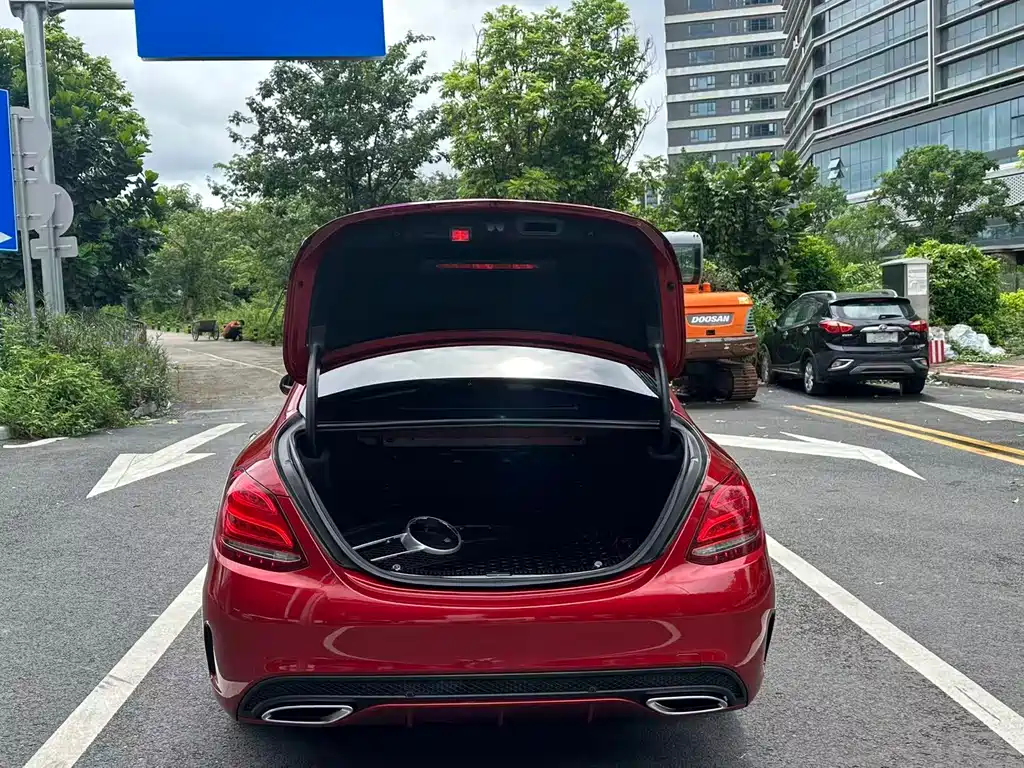 Mercedes-Benz C-Class 2018 — фото 16