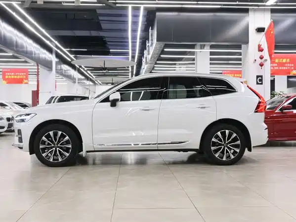 Volvo XC60 2023