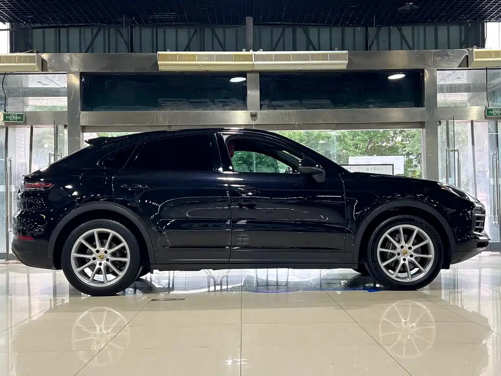 Porsche Cayenne 2020