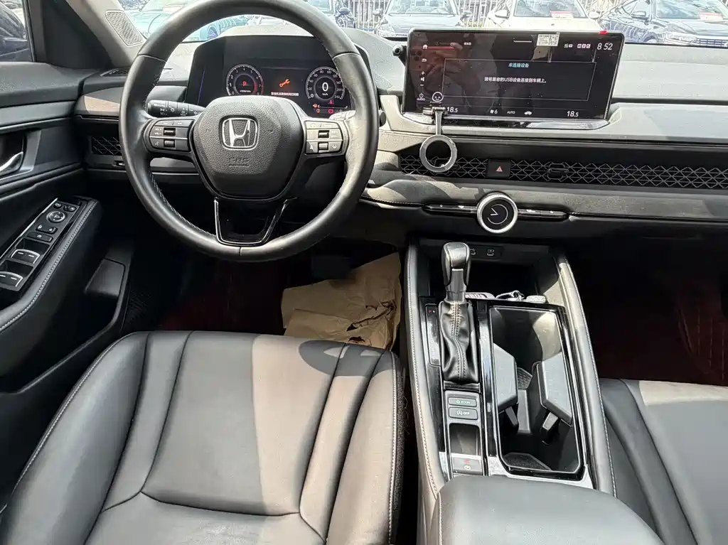 Honda Accord 2024 — фото 13