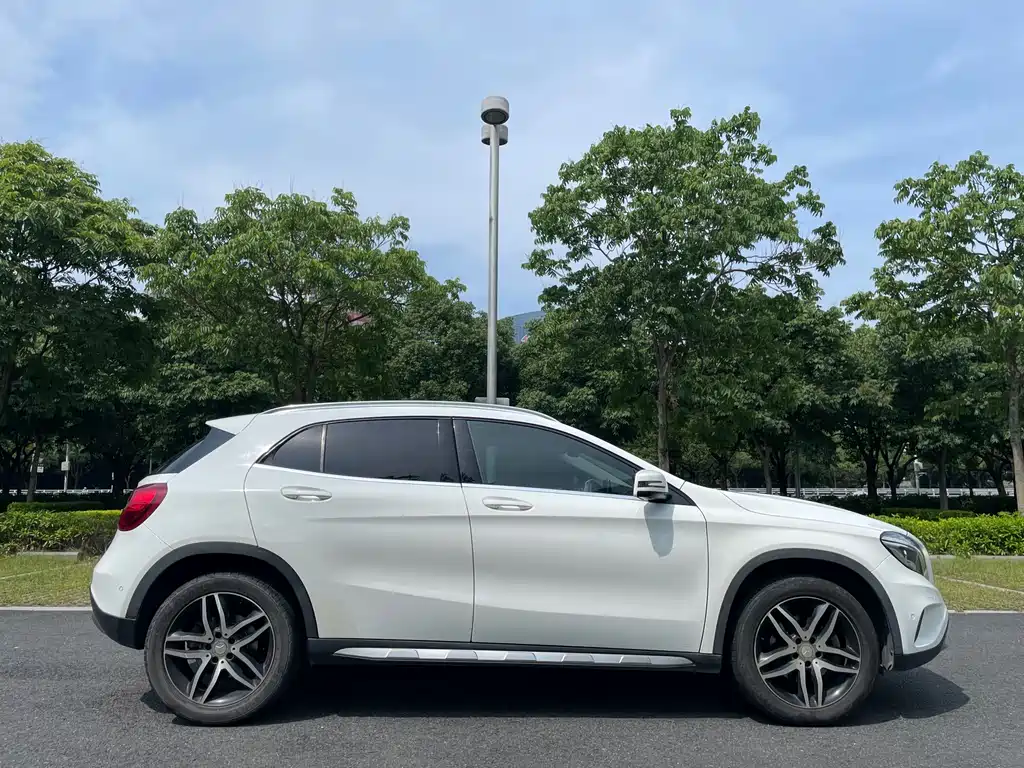 Mercedes-Benz GLA 2016 — фото 11