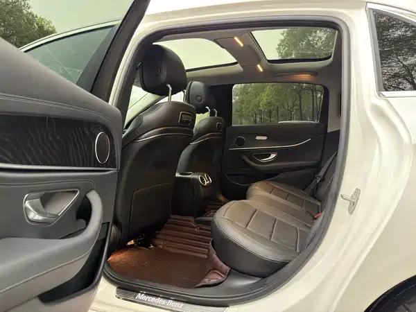Mercedes-Benz E-Class 2018