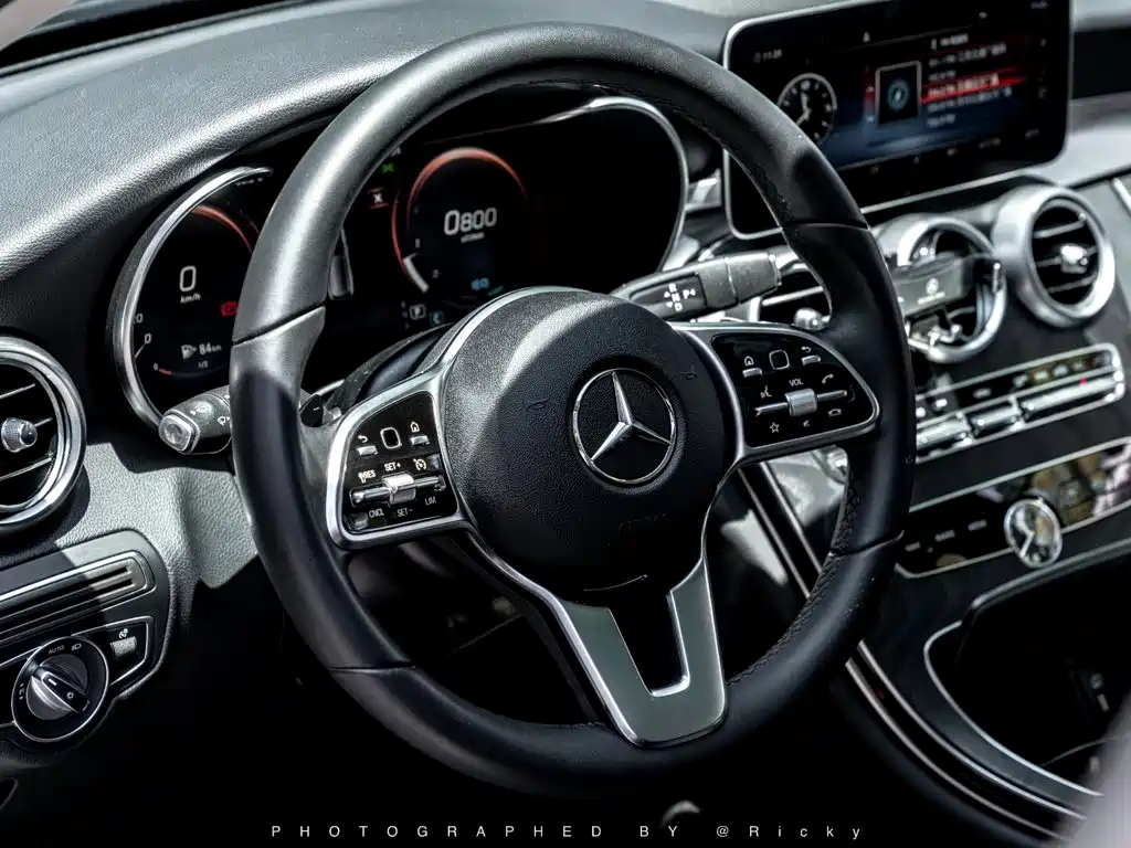 Mercedes-Benz C-Class 2020