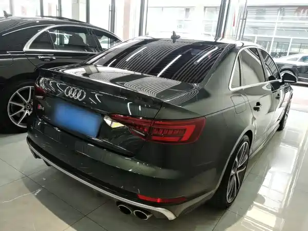 Audi S4 2019