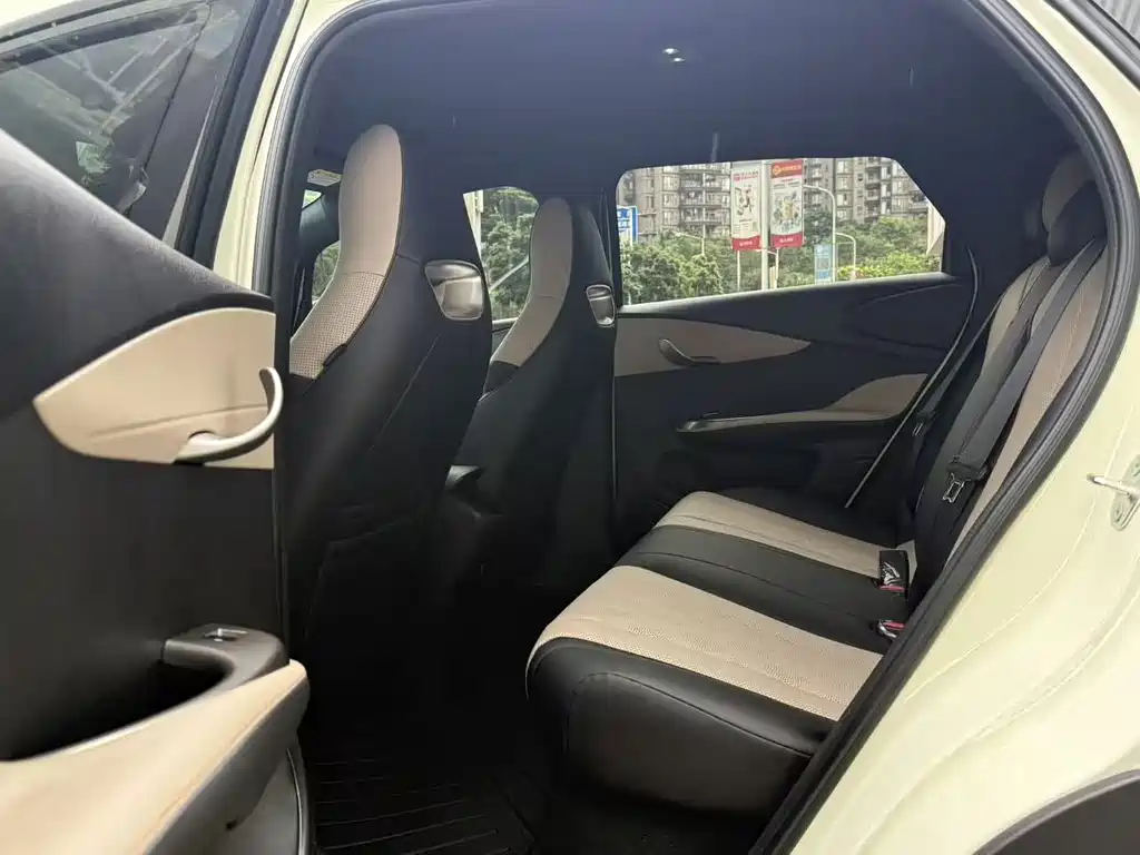 BYD Dolphin 2026 — фото 15