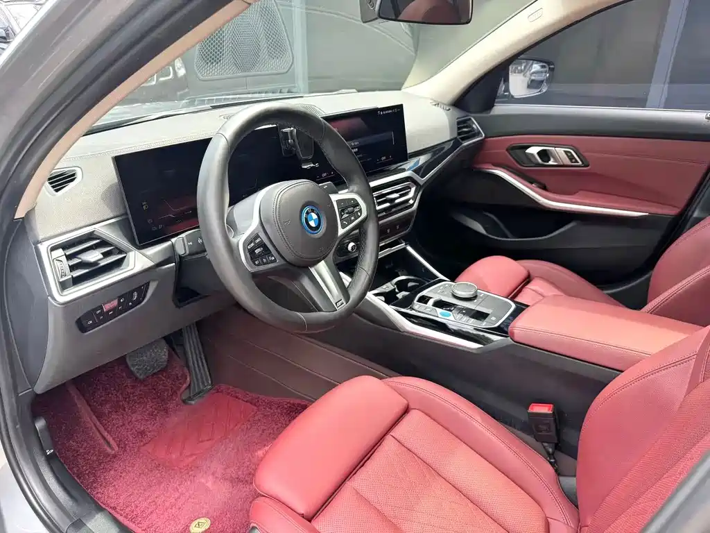 BMW i3 2022