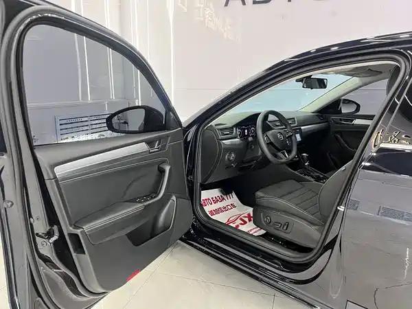 Skoda Superb 2024