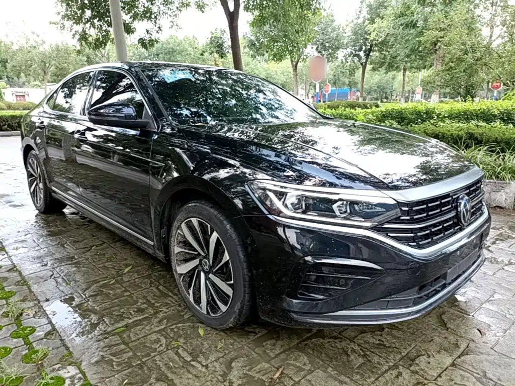 Volkswagen Passat 2024