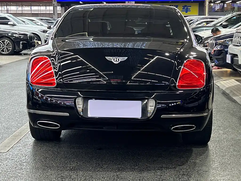 Bentley Flying Spur 2013 — фото 3