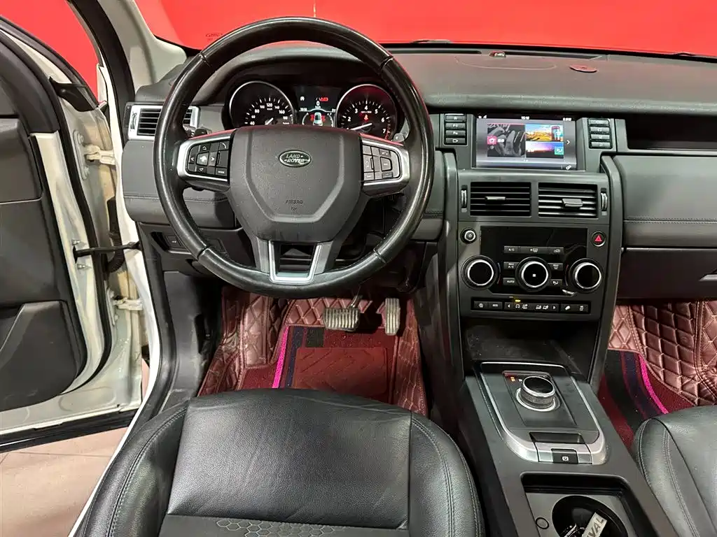 Land Rover Discovery Sport 2019 — фото 9