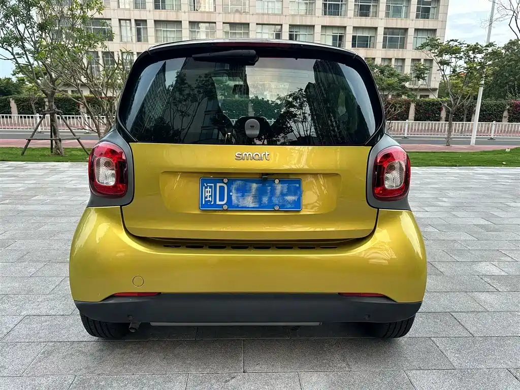 smart Fortwo 2017 — фото 6