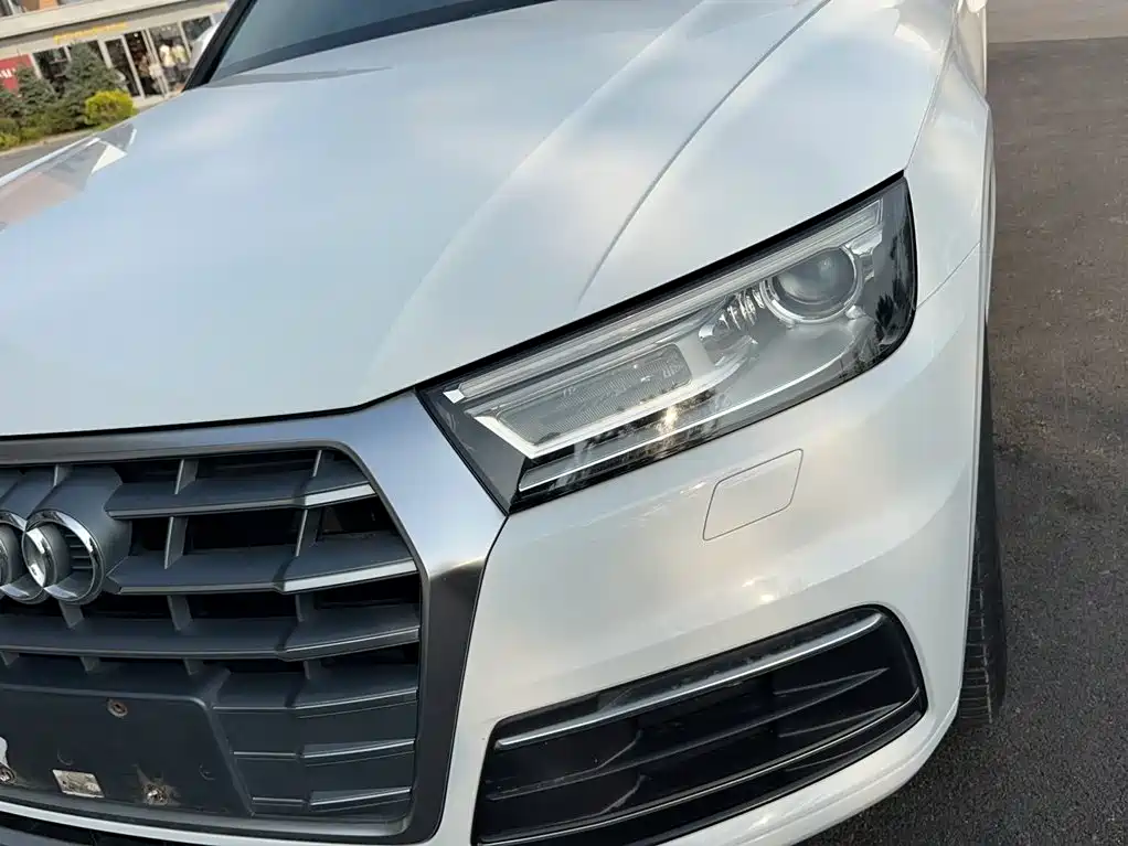 Audi Q5L 2019 — фото 19