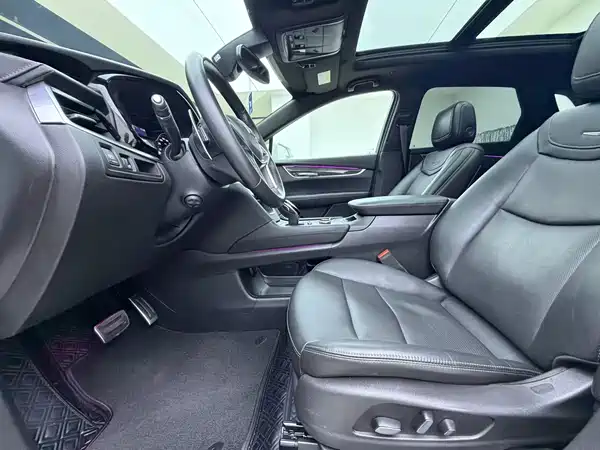 Cadillac XT5 2023