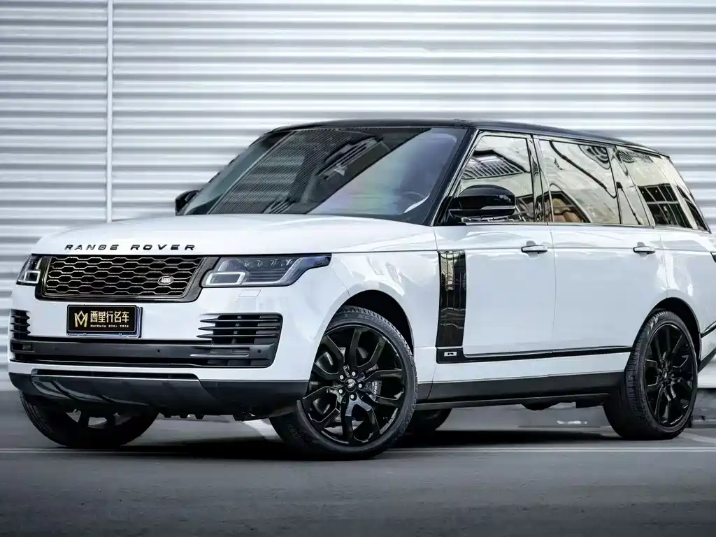 Land Rover Range Rover 2022 — фото 1