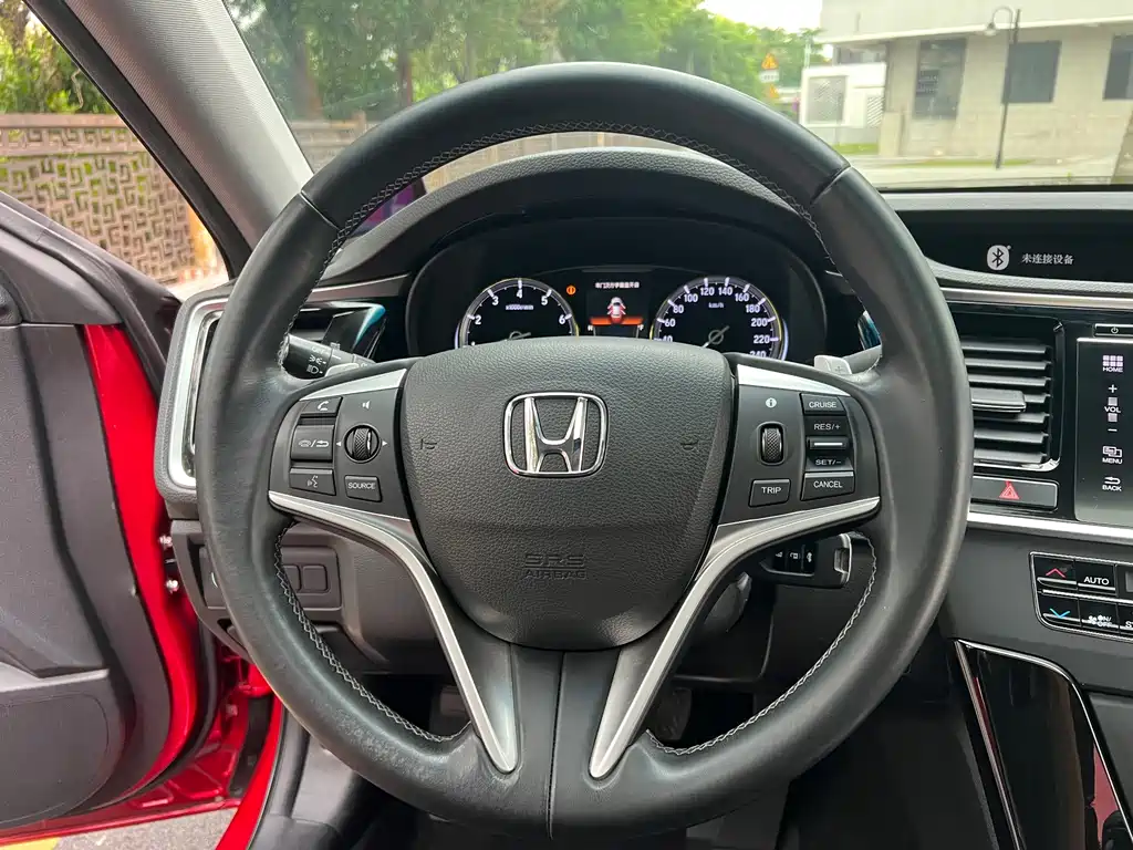Honda Spirior 2017 — фото 18