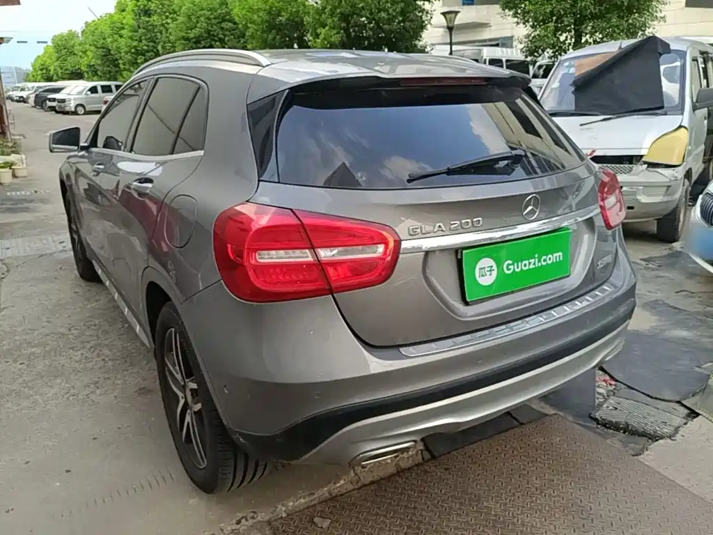 Mercedes-Benz GLA 2016