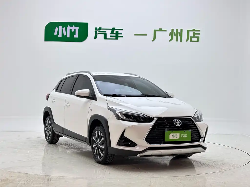 Toyota Yaris L 2023 — фото 3
