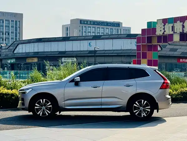 Volvo XC60 2023