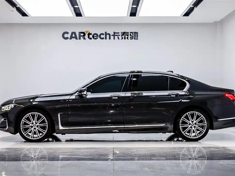 BMW 7 Series 2020 — фото 33