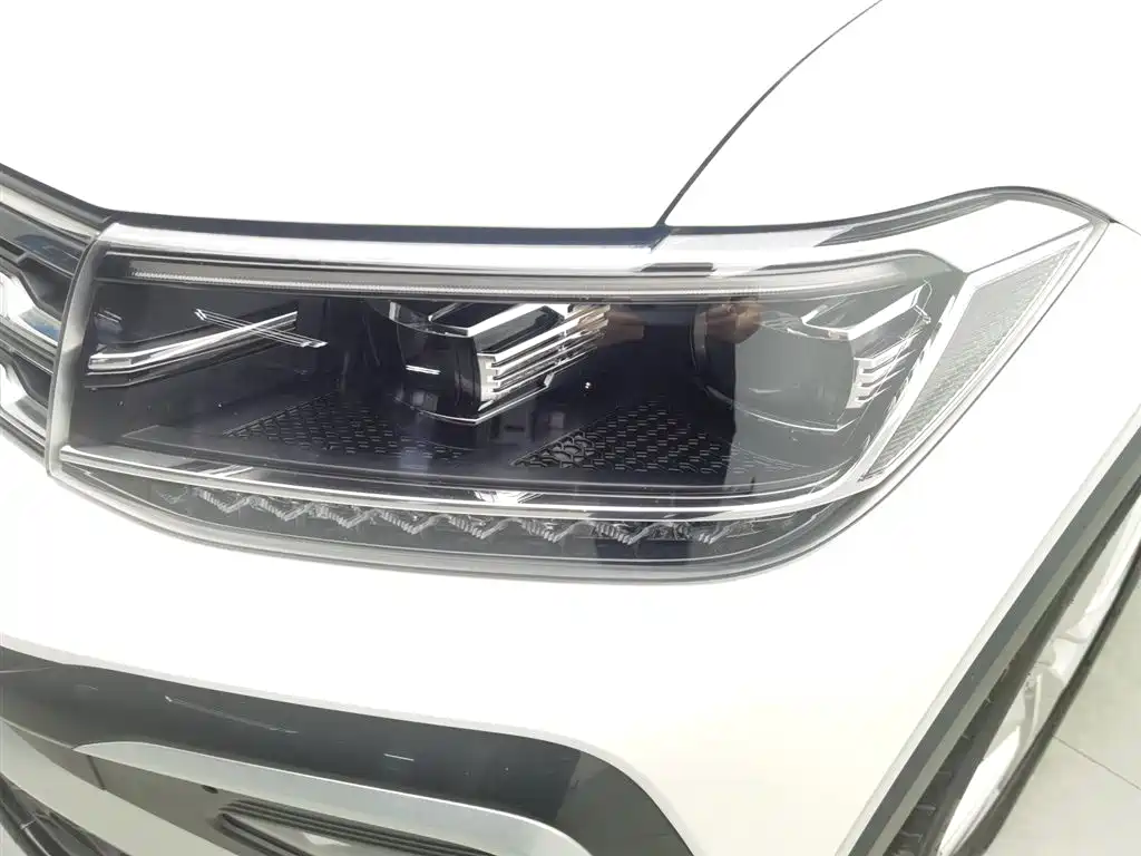 Volkswagen T-Cross 2019