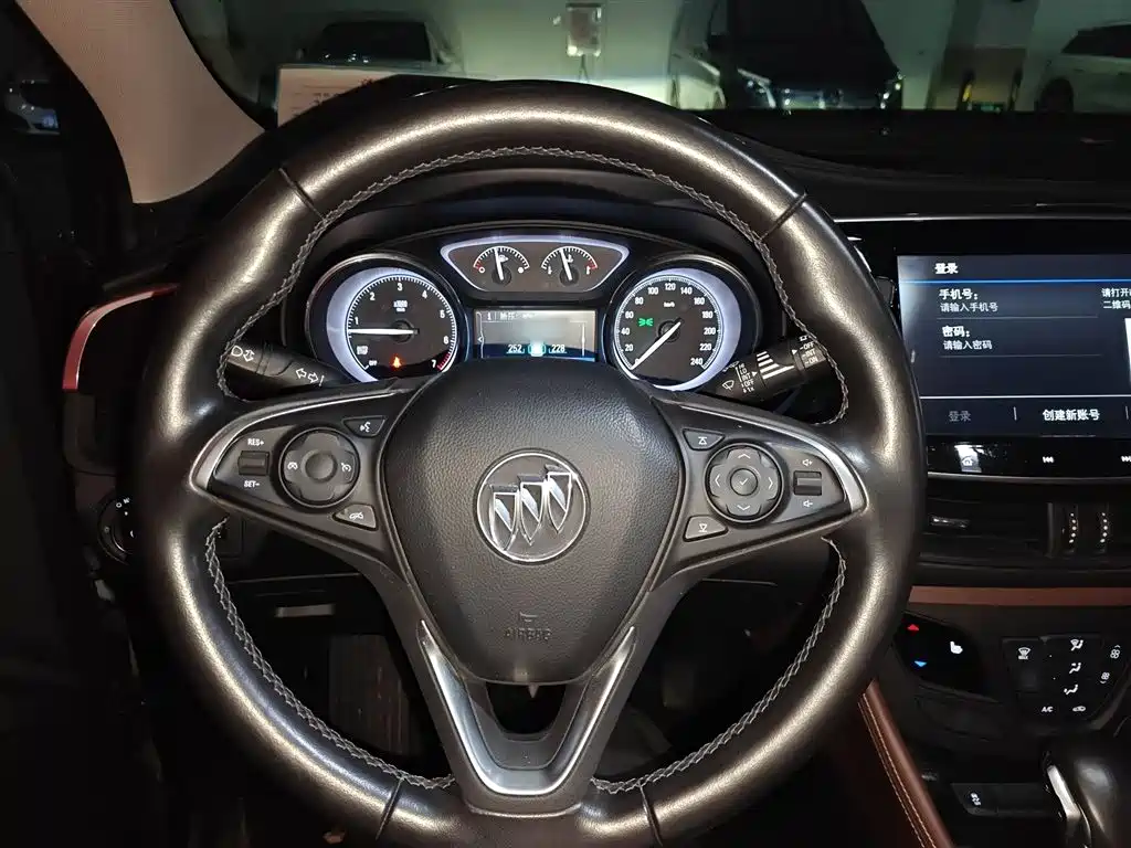 Buick Envision Plus 2020 — фото 3