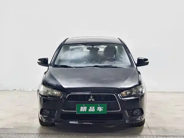 Mitsubishi Lancer EX 2011