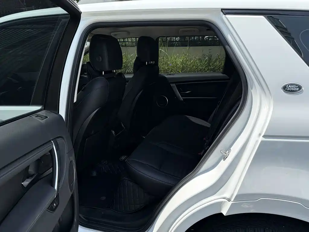Land Rover Discovery Sport 2025 — фото 15