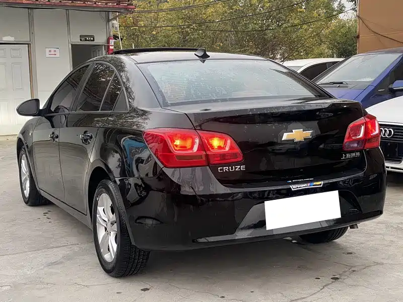 Chevrolet Cruze 2015 — фото 13