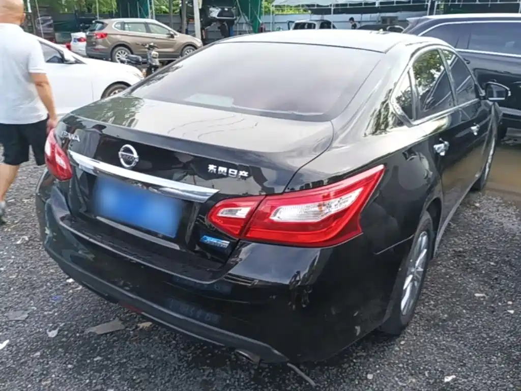 Nissan Teana 2017
