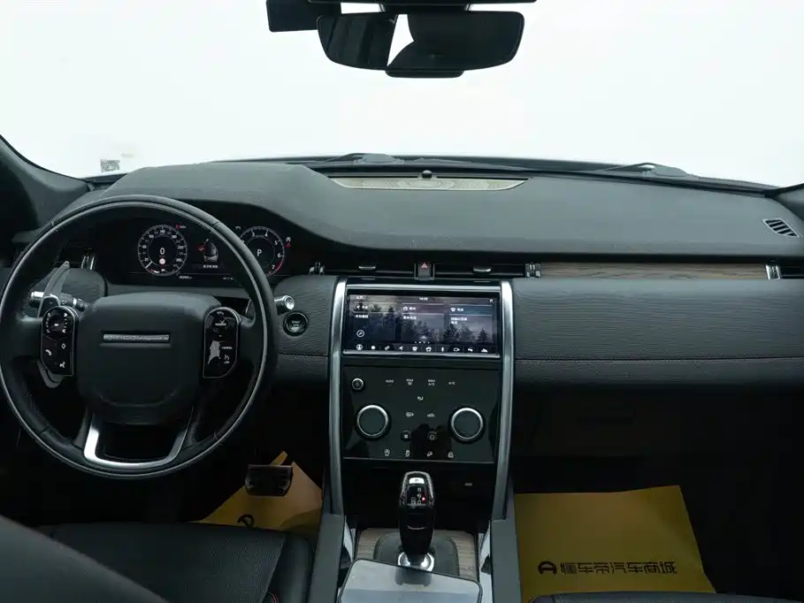Land Rover Discovery Sport 2020 — фото 21