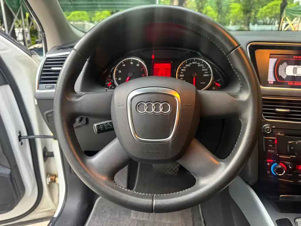 Audi Q5 2011