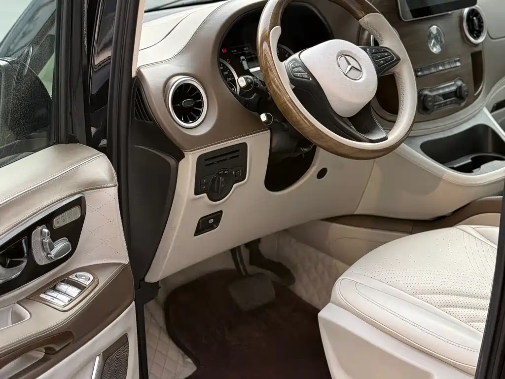Mercedes-Benz Vito 2022