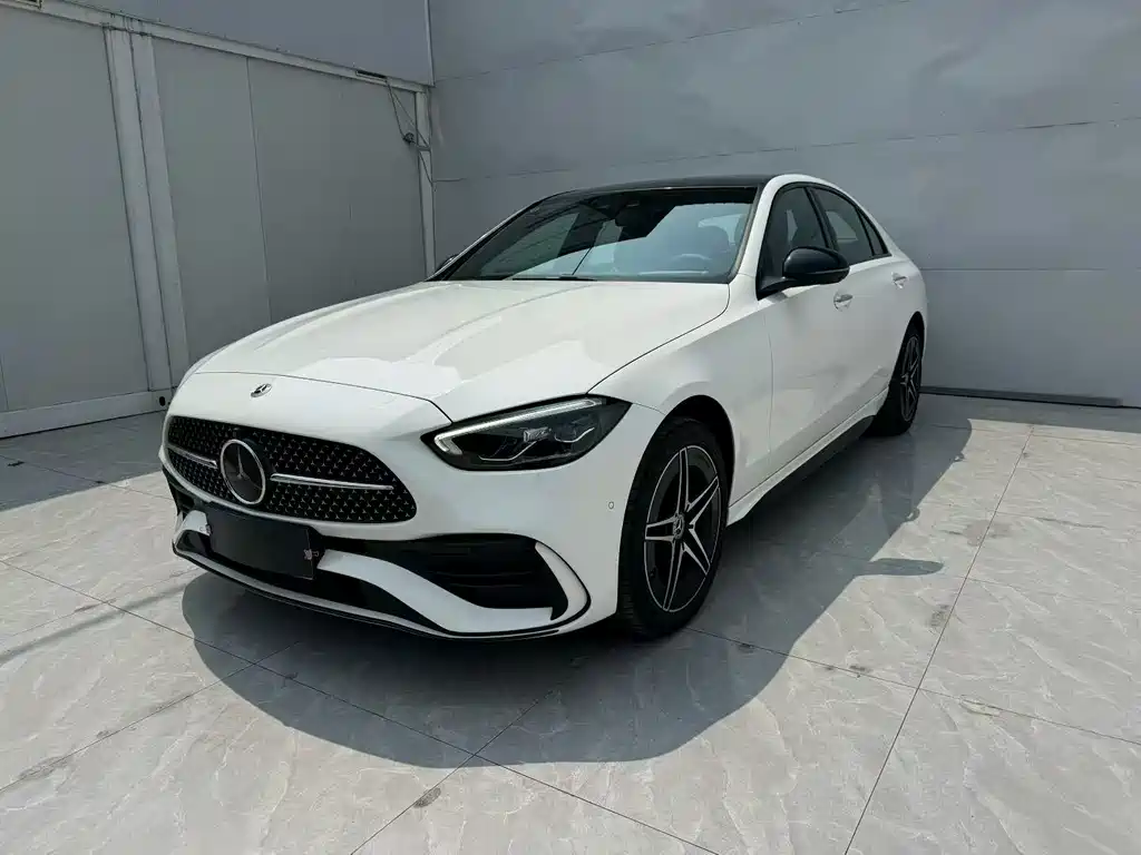 Mercedes-Benz C-Class 2024