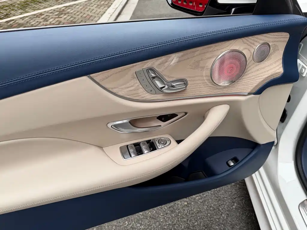 Mercedes-Benz E-Class 2020 — фото 15