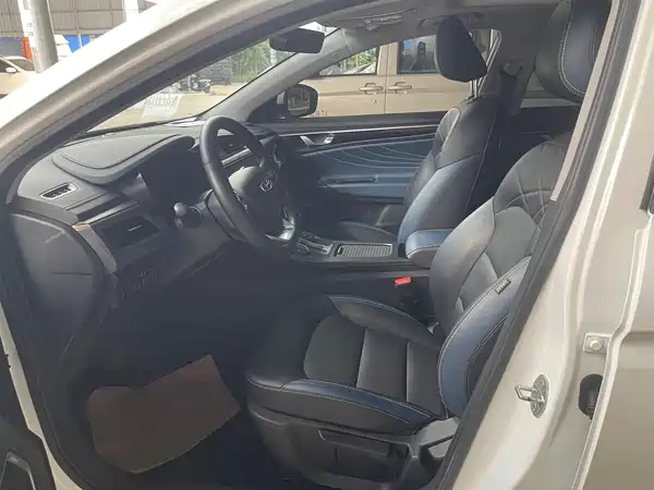 Geely Emgrand GL 2021