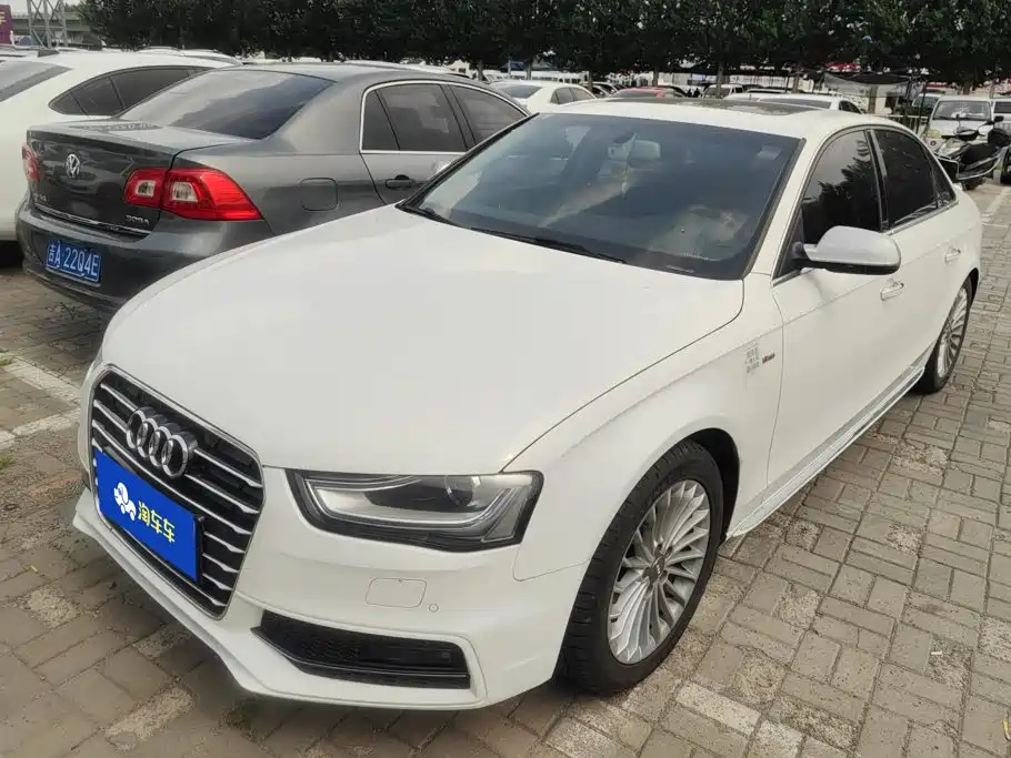 Audi A4L 2016