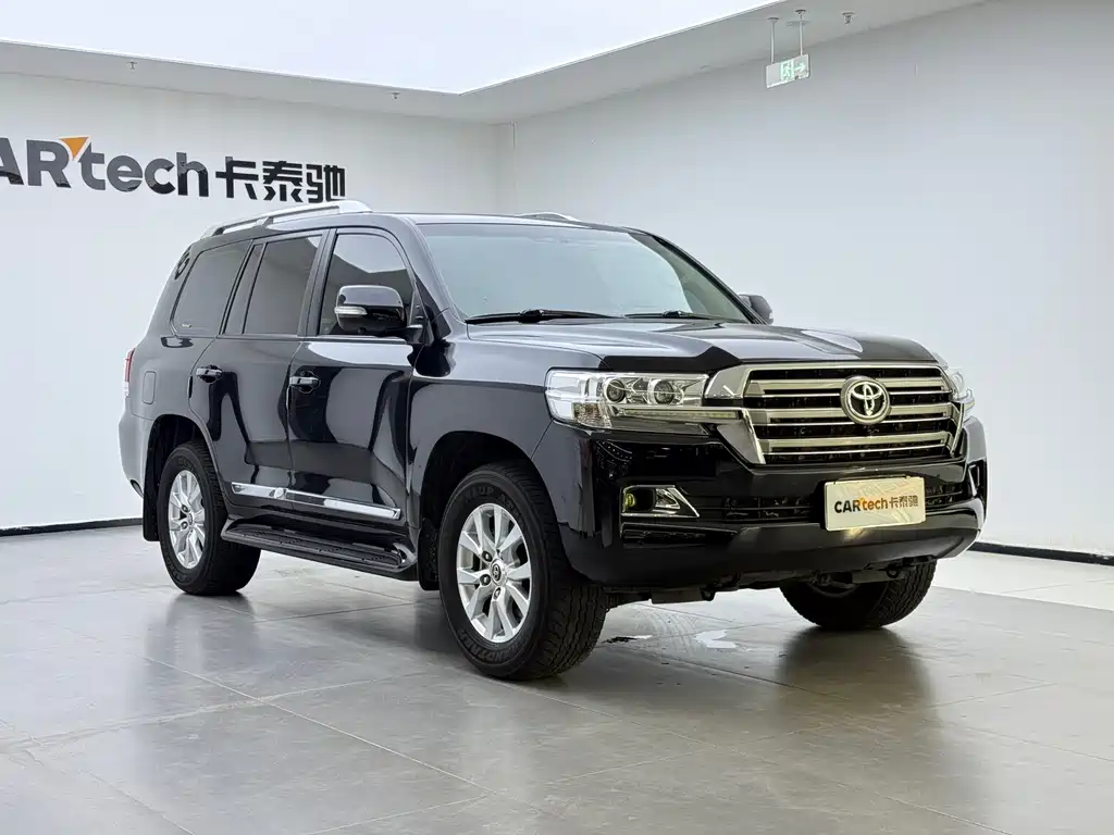 Toyota Land Cruiser 2019 — фото 6