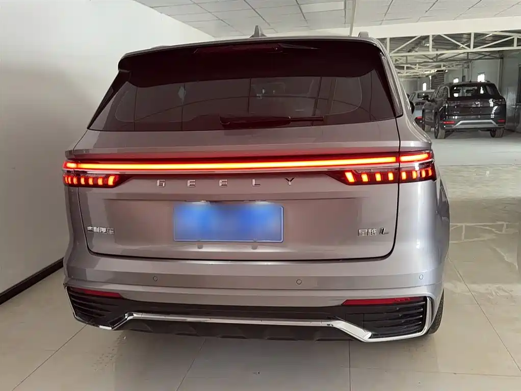 Geely Xingyue L 2025 — фото 15