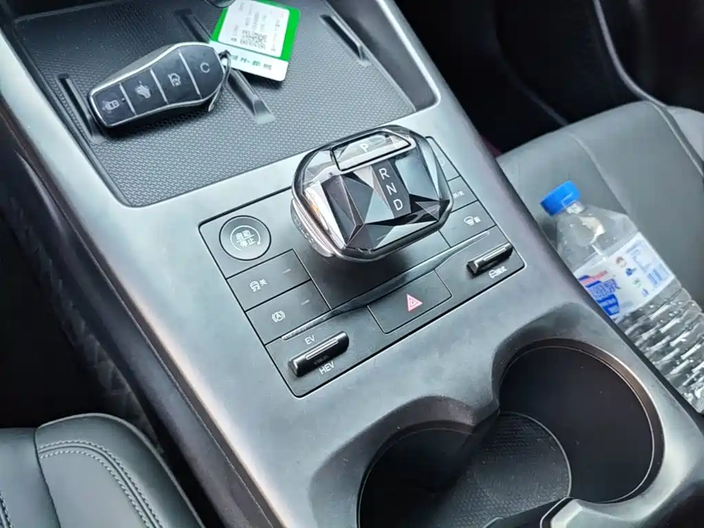 BYD Qin PLUS 2025 — фото 14