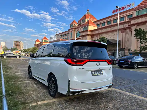 GAC Trumpchi M8 2021