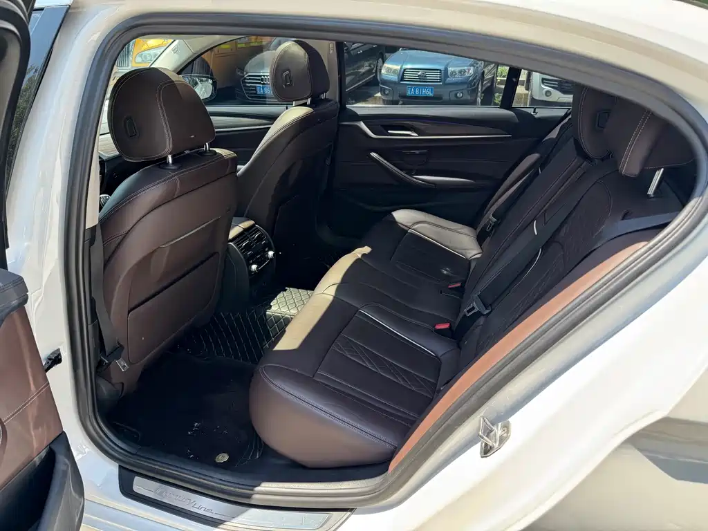 BMW 5 Series 2019