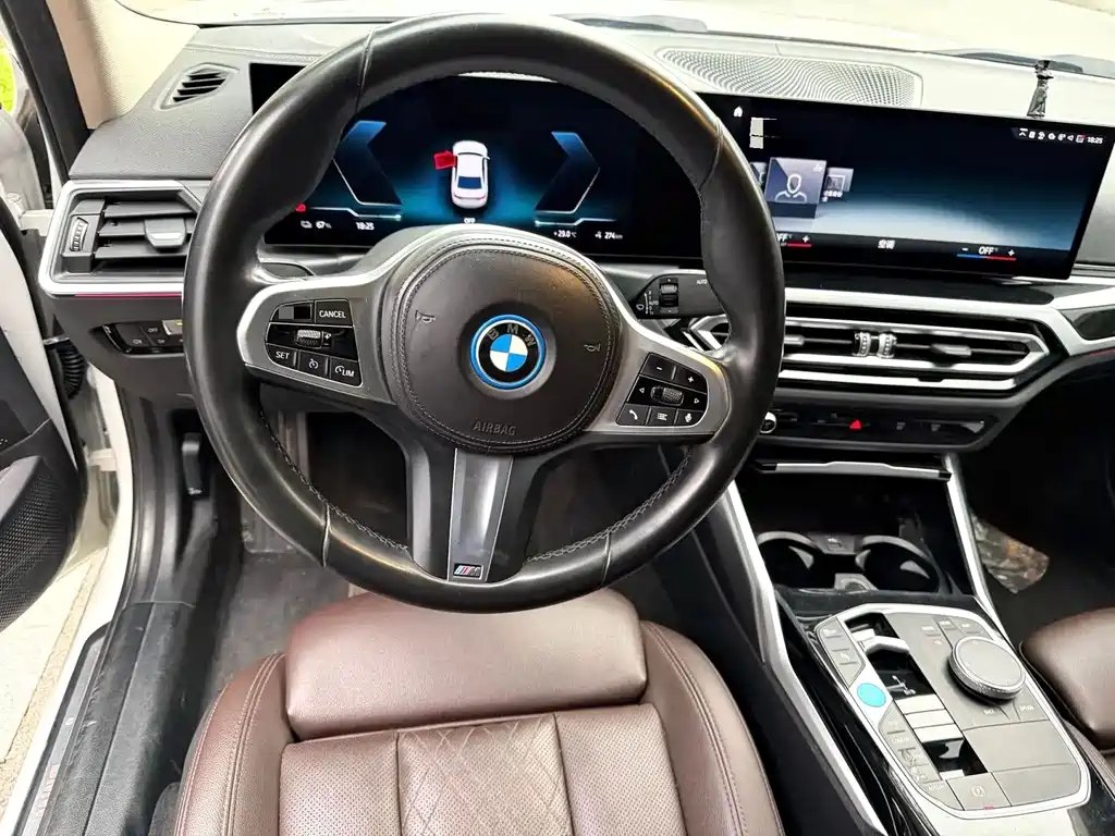 BMW i3 2022 — фото 5