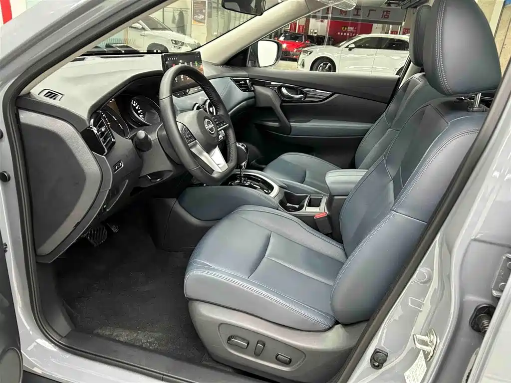 Nissan X-Trail 2025 — фото 12