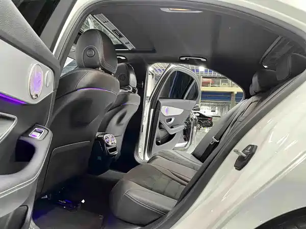 Mercedes-Benz C-Class 2021