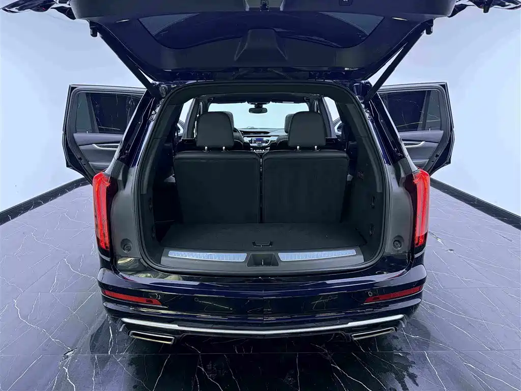 Cadillac XT6 2021